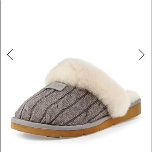 UGG Shoes - UGG grey knit slippers UGG Shoes - UGG grey knit slippers